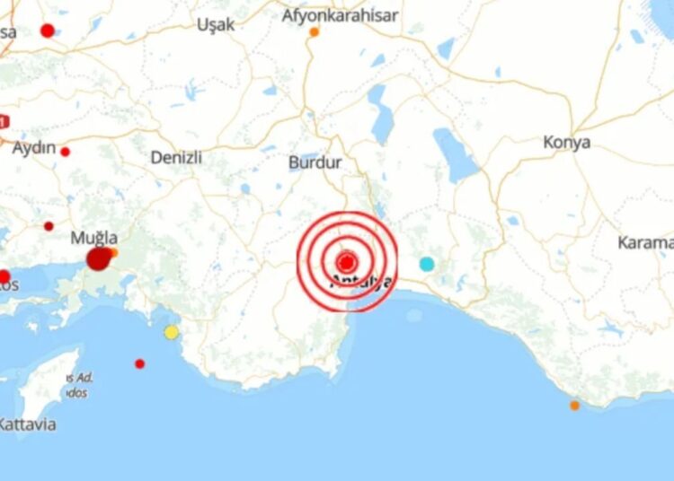 Deprem uzmanı Bektaş'tan Antalya için deprem uyarısı 1 Deprem uzmanı Bektaş’tan Antalya için deprem uyarısı