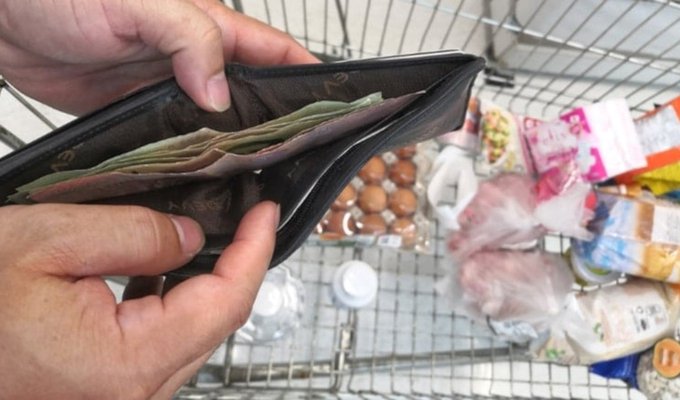 Asgari ücret daha cebe girmeden 2 bin 68 TL buhar oldu 1 Asgari ücret daha cebe girmeden 2 bin 68 TL buhar oldu