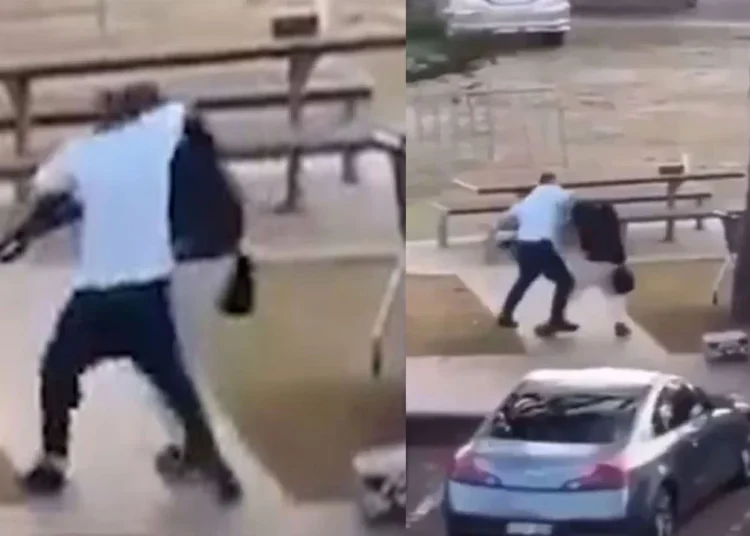 Avustralya, Yahudilere saldırıları önleyen Müslüman Ahmed’i konuşuyor