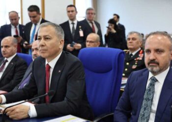 Bakan ve yardımcısı krizinde yeni perde: “Ali Yerlikaya, Bülent Turan’ı uçağına almadı” iddiası