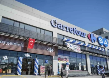 Türkiye’nin dev market zinciri önce ikiye bölünecek, ardından satılacak