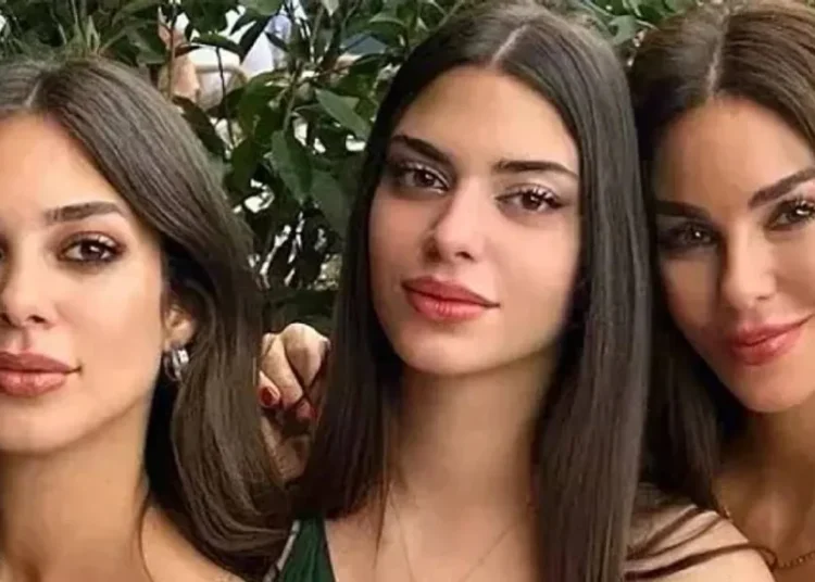 Defne Samyeli’den “uyuşturucu partisi” iddialarına tepki: At iziyle it izi karıştı! 1 Defne Samyeli’den “uyuşturucu partisi” iddialarına tepki: At iziyle it izi karıştı!