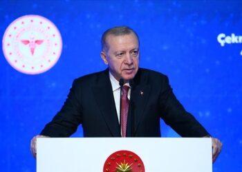 Erdoğan: Sağlık hizmetleri standartlarını yukarı çektik