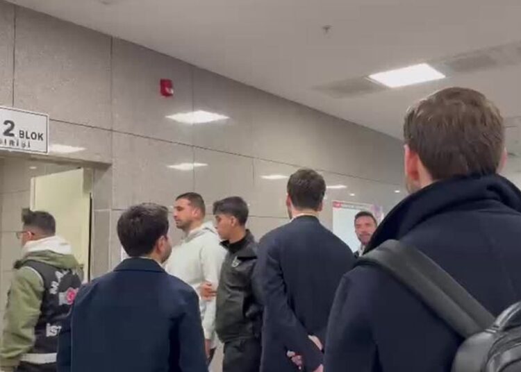 Borsa İstanbul soruşturmasında Gökhan Gönül adliyeye sevk edildi 1 Borsa İstanbul soruşturmasında Gökhan Gönül adliyeye sevk edildi