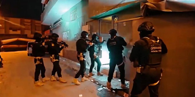 33 ilde IŞİD operasyonu: 51 tutuklama 1 33 ilde IŞİD operasyonu: 51 tutuklama