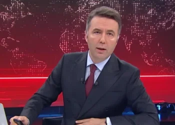 Gazeteci Mehmet Akif Ersoy uyuşturucu suçlamasıyla gözaltına alındı