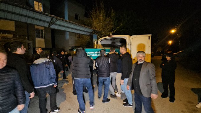 Baba biri engelli iki çocuğunu öldürüp, intihar etti 1 Baba biri engelli iki çocuğunu öldürüp, intihar etti
