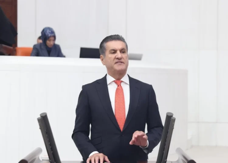 Mustafa Sarıgül, ofsaytın kaldırılması için Meclis'i göreve çağırdı 1 Mustafa Sarıgül, ofsaytın kaldırılması için Meclis’i göreve çağırdı