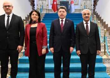 İmralı heyeti Bakanı Tunç’la yasal düzenlemeleri görüştü