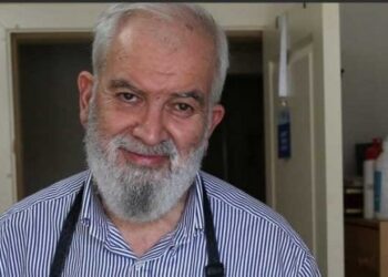 Yazar Ahmet Turan Alkan hayatını kaybetti