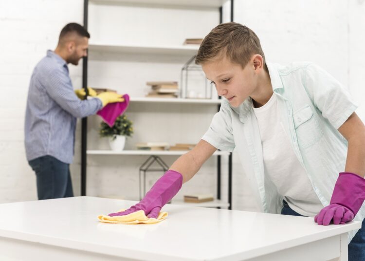 Ayşem Narlı yazdı I Çocuklarınıza sorumluluk verin 1 Ayşem Narlı yazdı I Çocuklarınıza sorumluluk verin