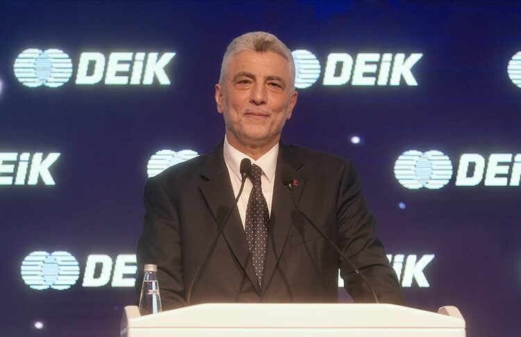 Ticaret Bakanı Bolat: İhracatta hedef 410 milyar dolar