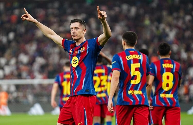 Real Madrid’i 3-2 yenen Barcelona İspanya Süper Kupası’nın sahibi oldu