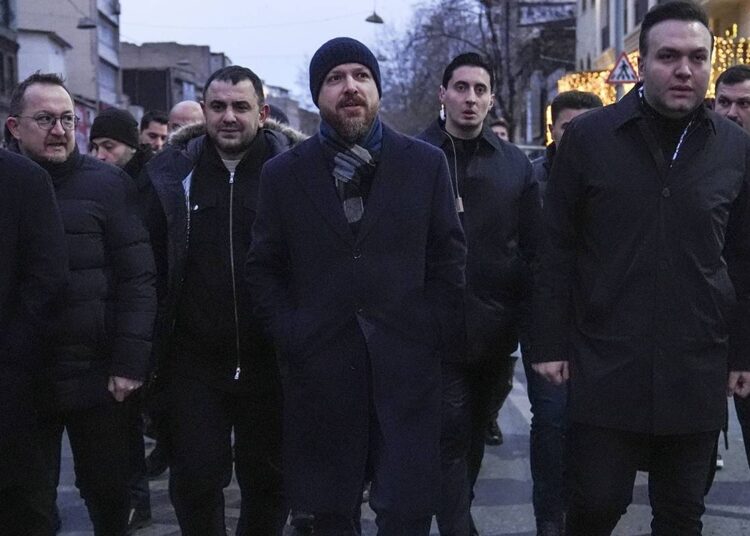 Gazze yürüyüşünde konuşan Bilal Erdoğan boykot çağrısı yaptı 1 Gazze yürüyüşünde konuşan Bilal Erdoğan boykot çağrısı yaptı