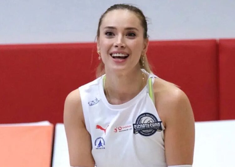 Eski voleybolcu Derya Çayırgan hakkındaki iddiaları yalanladı