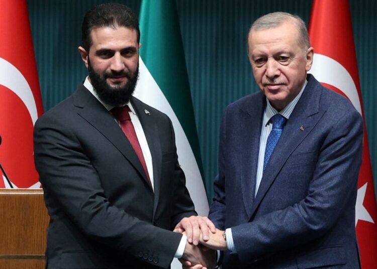 Şara ile görüşen Erdoğan: Terörle mücadeleye desteğimiz sürecek