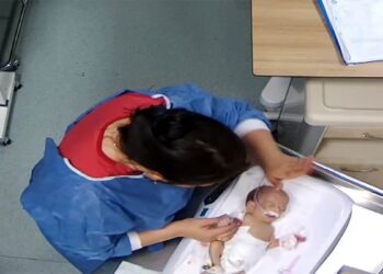 Hemşirenin darp ettiği 5 günlük bebek engelli hale geldi