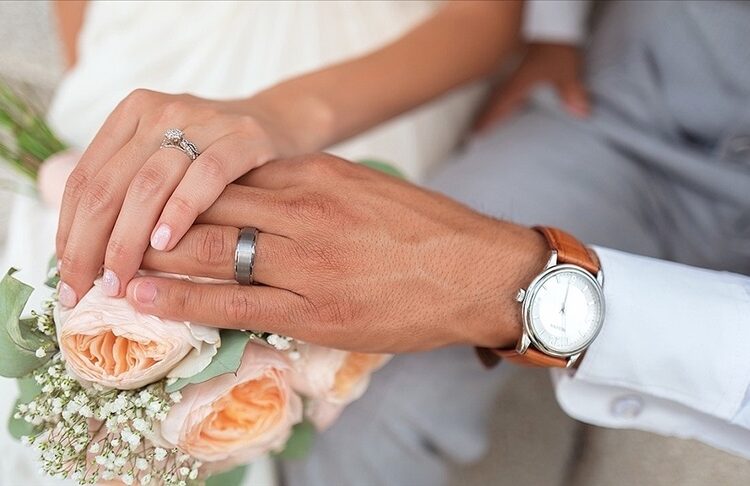 Nişanlı gençlere 500 bin lira çeyiz yardımı