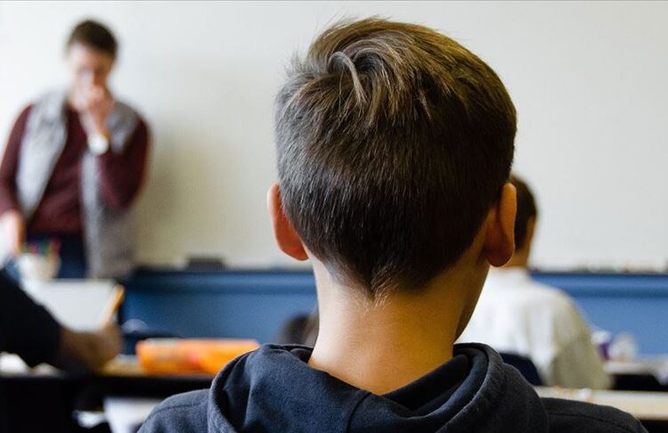 Özel okul ücretlerine tavan zam uygulaması