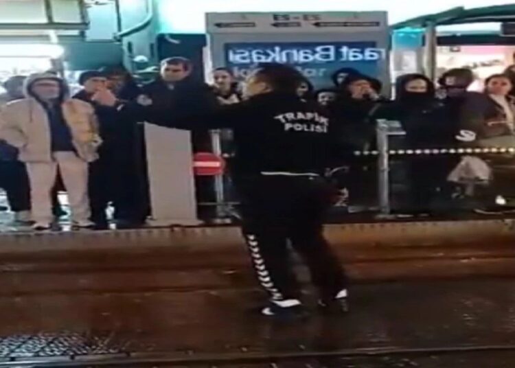 Süreci eleştiren polis memuru hakkında suç duyurusunda bulunuldu