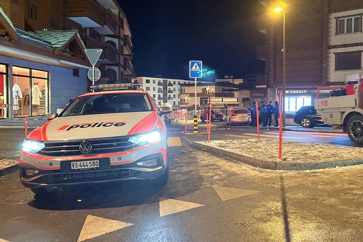 Yılbaşı kutlamasındaki patlamada en az 40 kişi yaşamını yitirdi 1 Yılbaşı kutlamasındaki patlamada en az 40 kişi yaşamını yitirdi