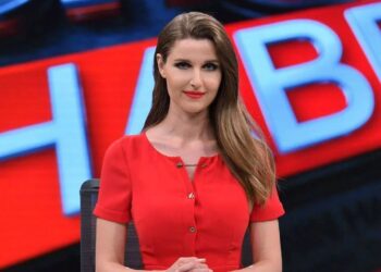 Kayyum, Mehmet Akif Ersoy’un eski eşi Pınar Erbaş’ın işine son verdi