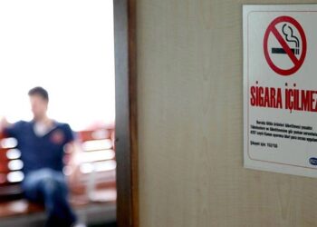 Sigara kullanımının görünürlüğünü azaltmaya yönelik yeni kanun yolda