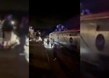 İspanya’da iki hızlı tren raydan çıktı: 21 kişi yaşamını yitirdi 