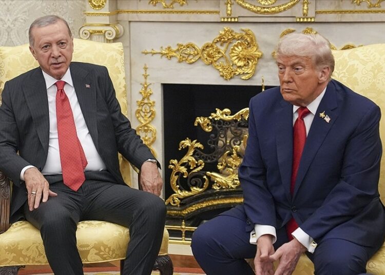 Erdoğan Başkan Trump ile telefonda görüştü