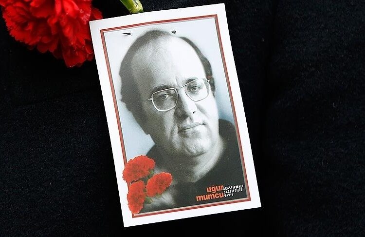 Uğur Mumcu suikastının üzerinden 33 yıl geçti