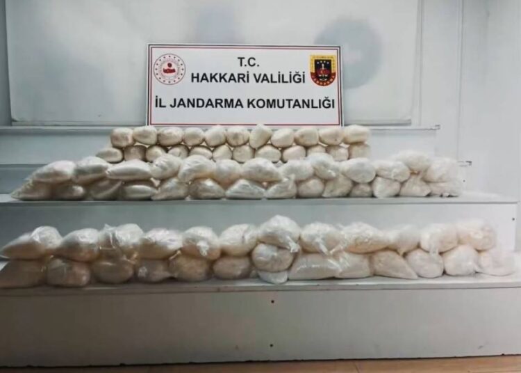 Uyuşturucu operasyonlarında 521 kişi gözaltına alındı