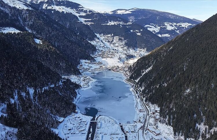 Uzungöl, kış festivaline hazırlanıyor