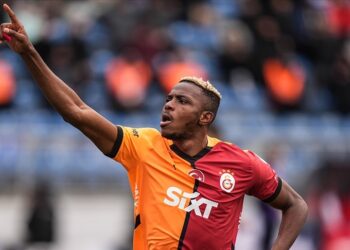 Osimhen Juventus’a göz kırptı: İtalya’da oynamaktan mutluluk duyarım