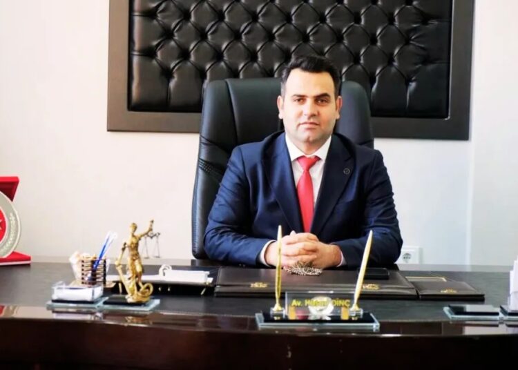 Çocuk istismarından cezası kesinleşen başkan görevden alındı