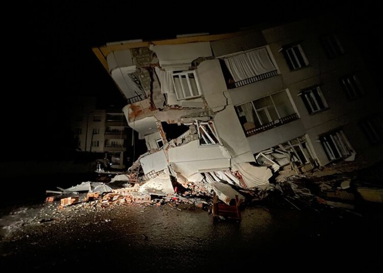 Mehmet Eren yazdı I Geçmeyen Gece, Bitmeyen Hesap 1 Mehmet Eren yazdı I Geçmeyen Gece, Bitmeyen Hesap