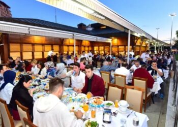 İBB’nin iftar menüsünün fiyatı 700 TL’ye çıktı