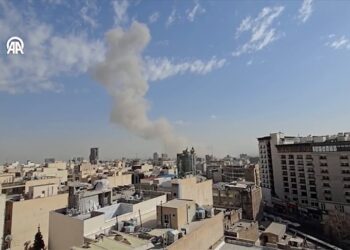 İsrail, İran’a saldırı başlattı