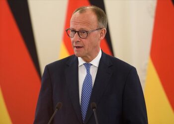 Merz, yeniden genel başkan seçildi