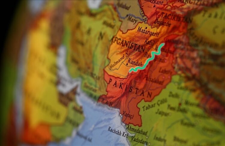 Sınır çatışmaları sonrası Pakistan, Afganistan’a savaş ilan etti