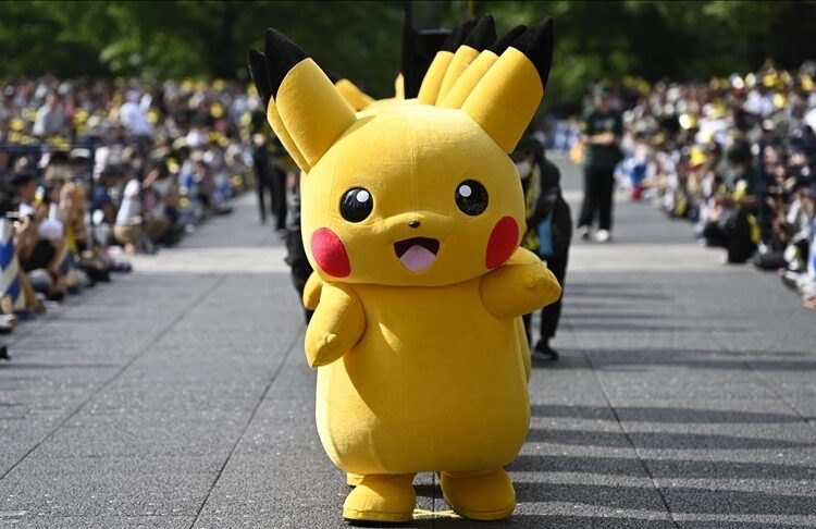 Pokemon koleksiyon kartı 16,5 milyon dolara satıldı 1 Pokemon koleksiyon kartı 16,5 milyon dolara satıldı