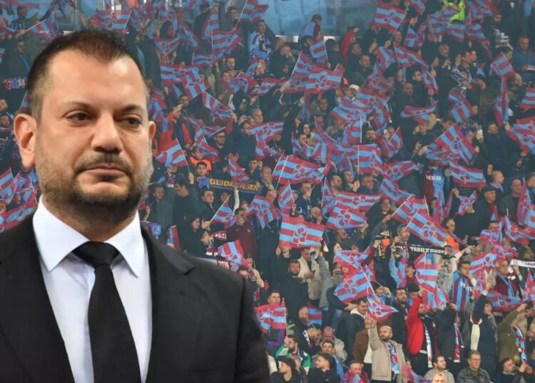 Trabzonspor taraftarı yönetimi istifaya çağırdı 