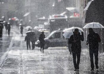 Meteoroloji’den sağanak ve fırtına uyarısı 4 Meteoroloji’den fırtına ve sağanak beklentisi