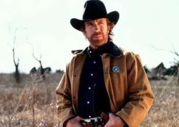 Hollywood’un efsane ismi yaşamını yitirdi 2 Hollywood’un efsane ismi yaşamını yitirdi