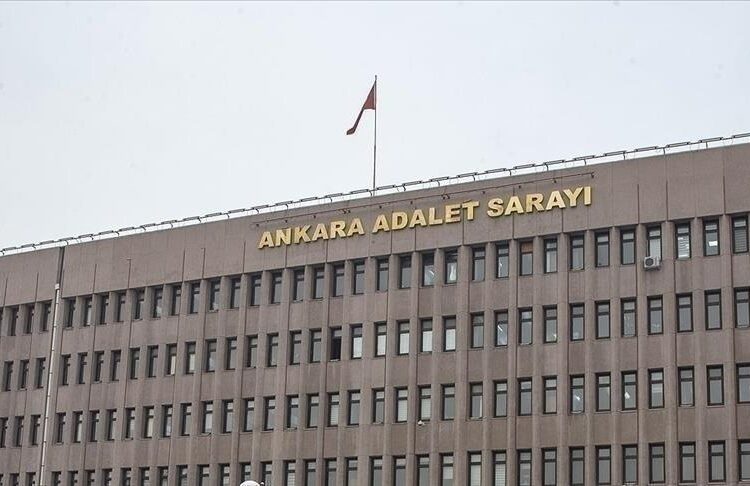 Zabıt katibi adli emanetteki paraları bahiste kaybetti 1 FETÖ’nün kamu mahrem yapılanmasına yönelik 12 gözaltı kararı