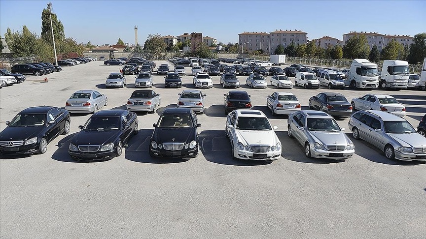 Gümrüklerdeki eşyaların satışından 13,5 milyar lira gelir elde edildi