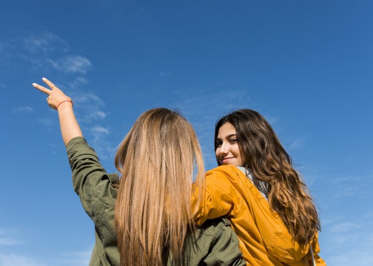 Ayşem Narlı yazdı I Aman dikkat! Dostunuz “kırılabilir!”