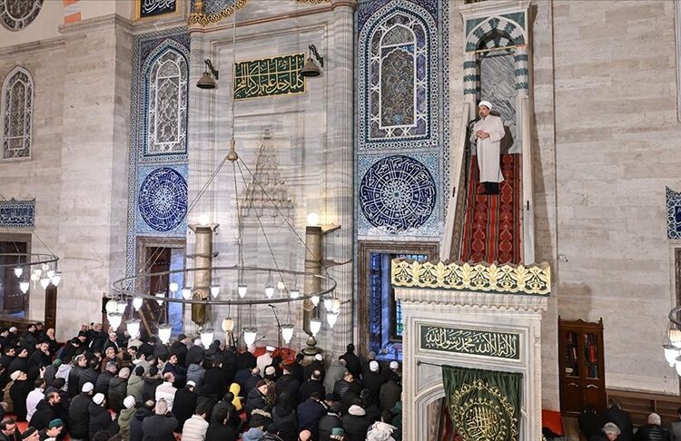 Diyanet İşleri Başkanı Arpaguş: Bu bayram, cana kıyanların değil, hayat verenlerin bayramıdır