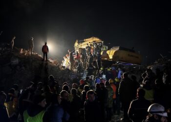 Kemal Albayrak yazdı I Felaket birden gelmez, sebeplerine bakalım