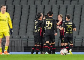 Safa Kar yazdı I Namağlup ünvanı da gitti, şampiyonluk da…