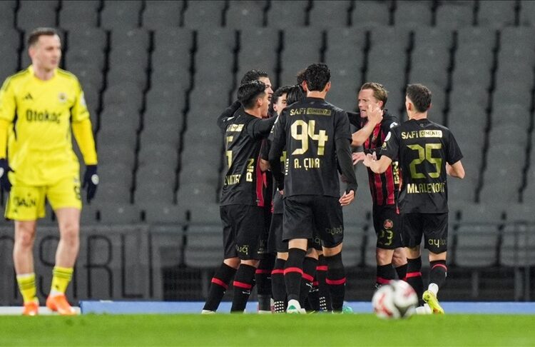 Safa Kar yazdı I Namağlup ünvanı da gitti, şampiyonluk da…